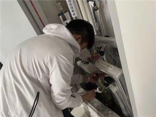 簡篇-【初心產(chǎn)發(fā) 四融五有】“五一”我在崗丨堅守詮釋責任 服務彰顯擔當